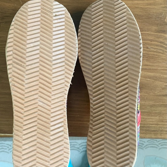 Colorful Moroccan Embroidered leather top shoes, NWOT, Size 9. - Picture 7 of 8